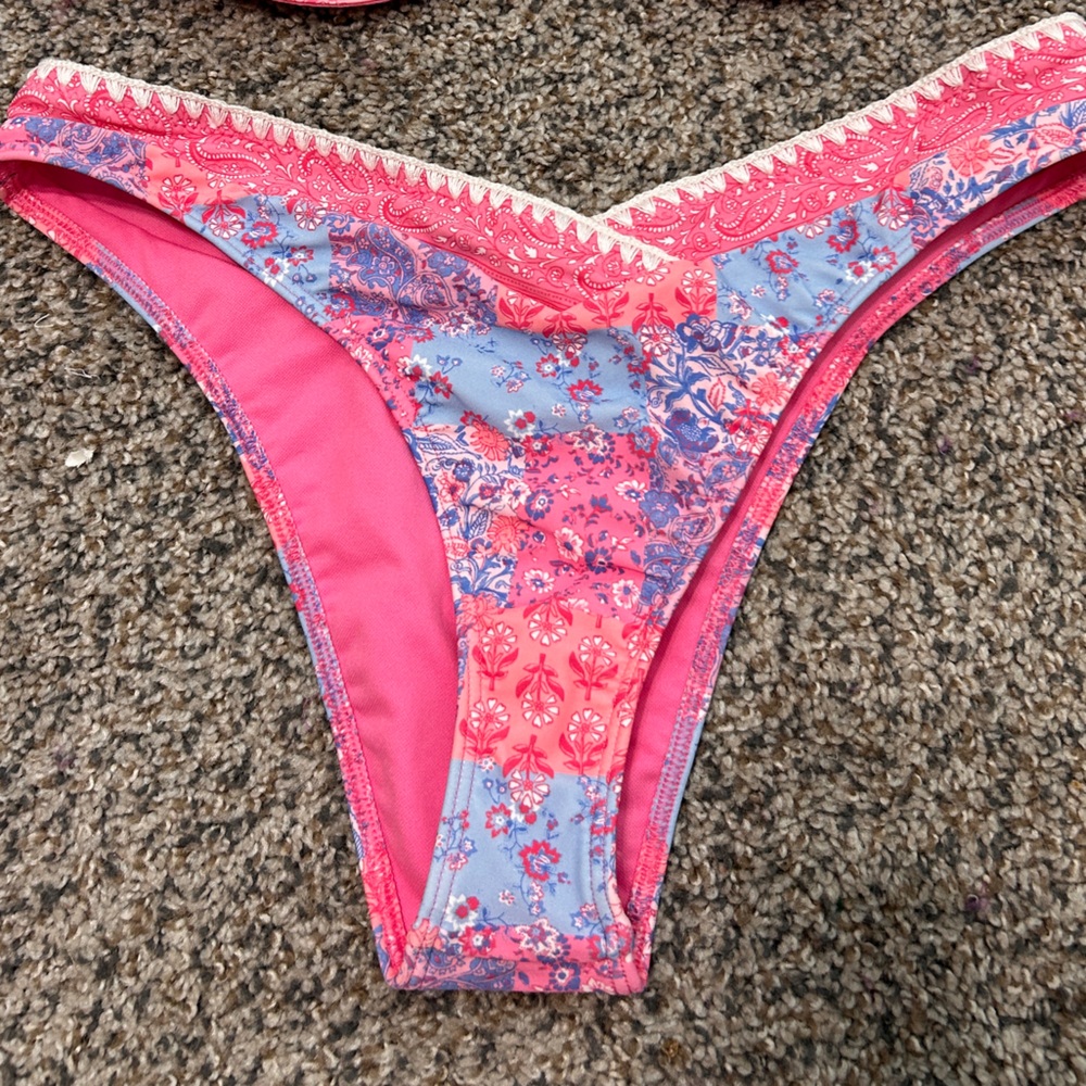 Pink Hollister Ultra High Rise Cheeky Floral Bikini Bottom Medium